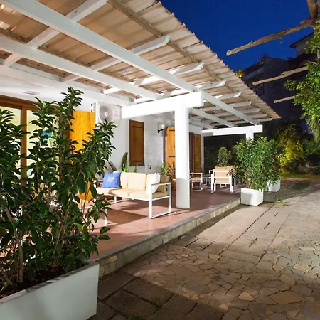 Luxury In Con Terrazzo Privato 3*
