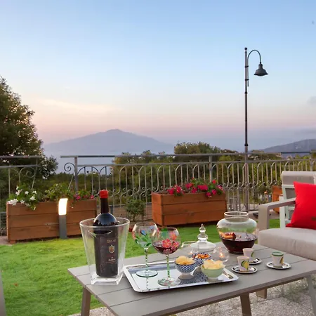 Luxury In Con Terrazzo Privato Maison d'hôtes