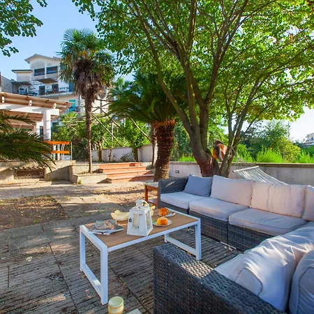 Luxury In Con Terrazzo Privato Maison d'hôtes Massa Lubrense